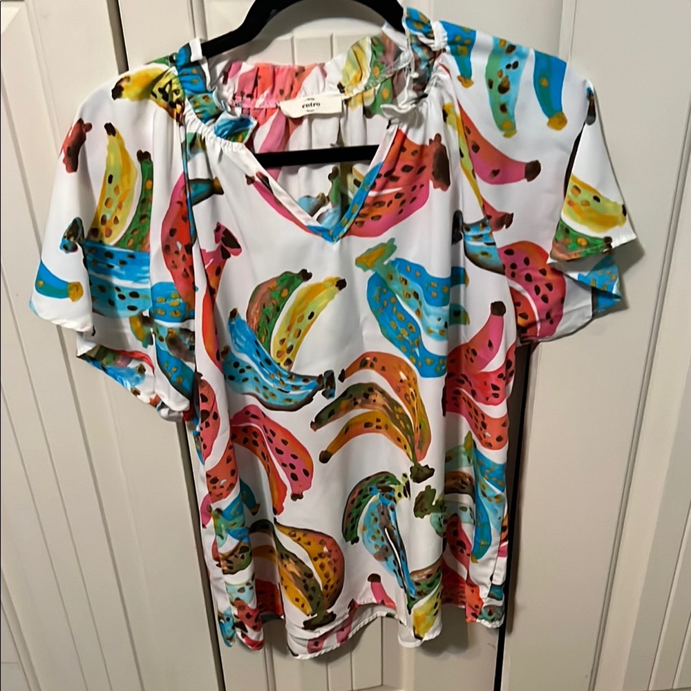 Entro Blue and Red Ruffled Short Sleeve Blouse